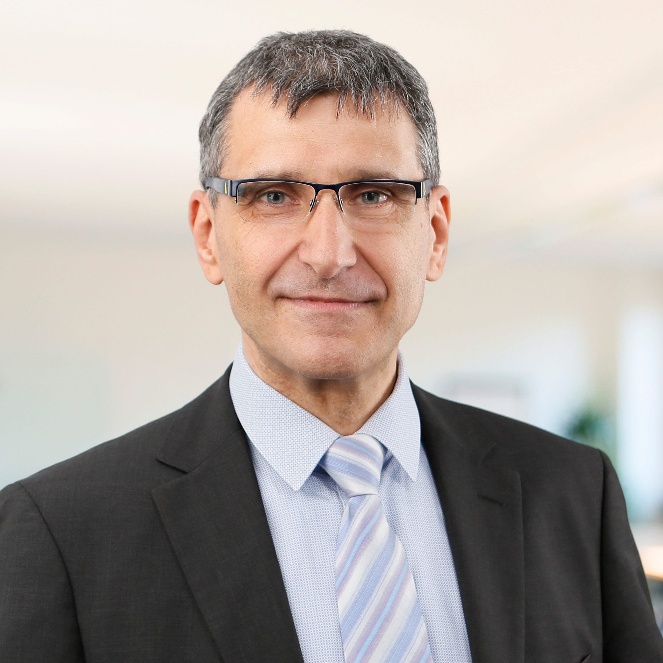 HANS PETER KNAUST