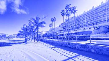 FGS22_HotelReinaIsabel_Blue Icon Simple